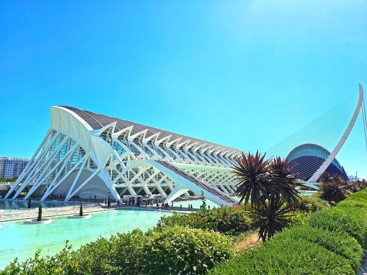 Apartamentos Las Ciencias N บาเลนเซีย ภายนอก รูปภาพ